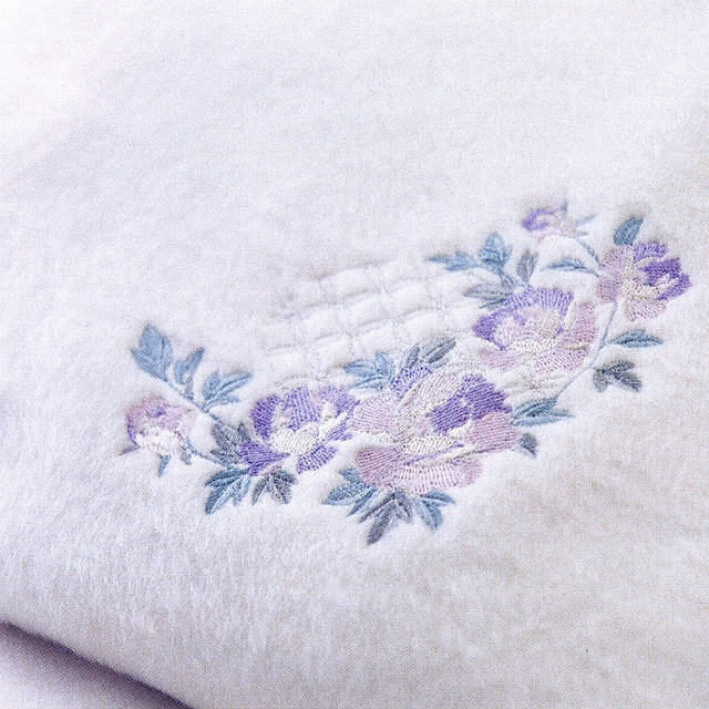 匠の彩　カシミア5%入りウール綿毛布_2